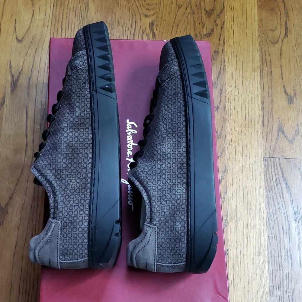 NIB Salvatore Ferragamo Grey Cube Sneaker Men's Size 7 - Picture 4 of 12